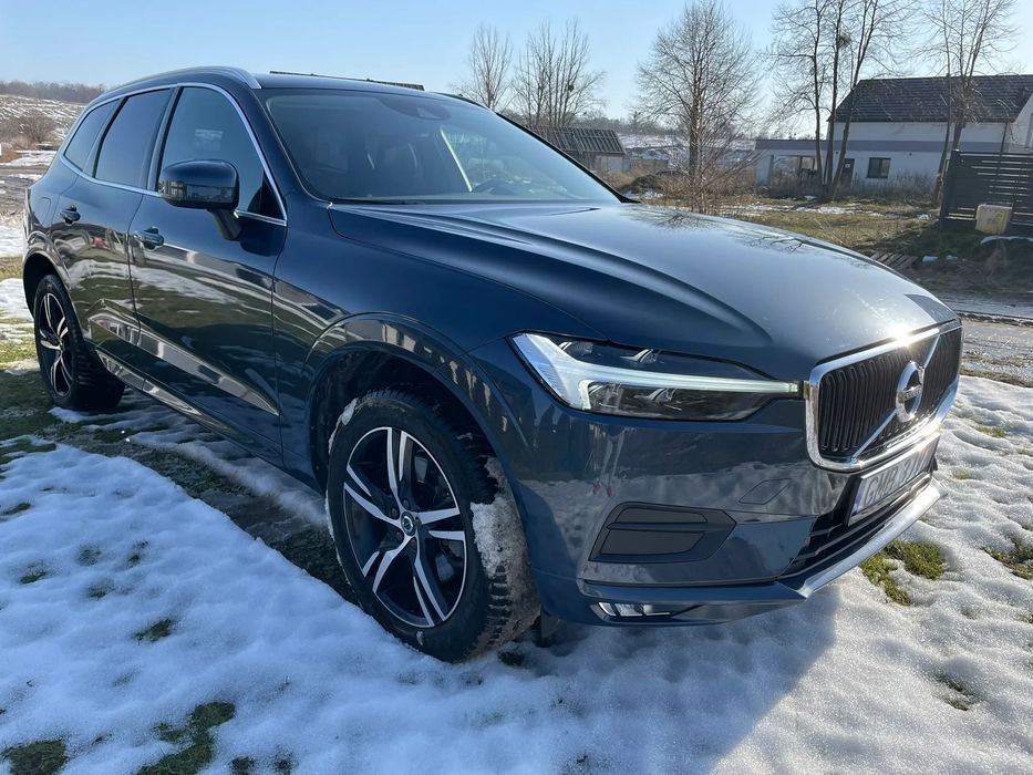 Volvo XC 60 Volvo XC60 B4 D Momentum Pro Automat Diesel Mild hybrid mHEV