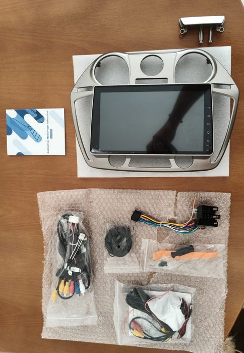 Sistema multimédia Android para carro.471215836632852481