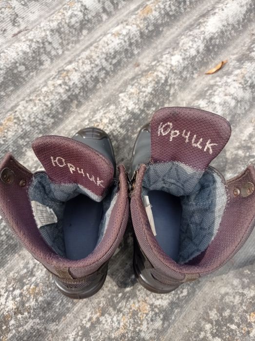 ПРОДАМ ( дві пари Берців )( 42-43 розміри )