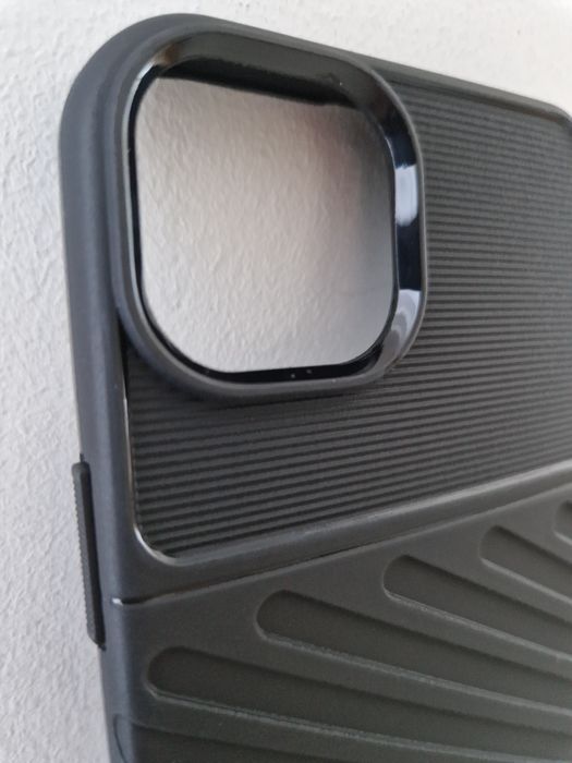 Thunder Case do Iphone 15 Plus Czarny