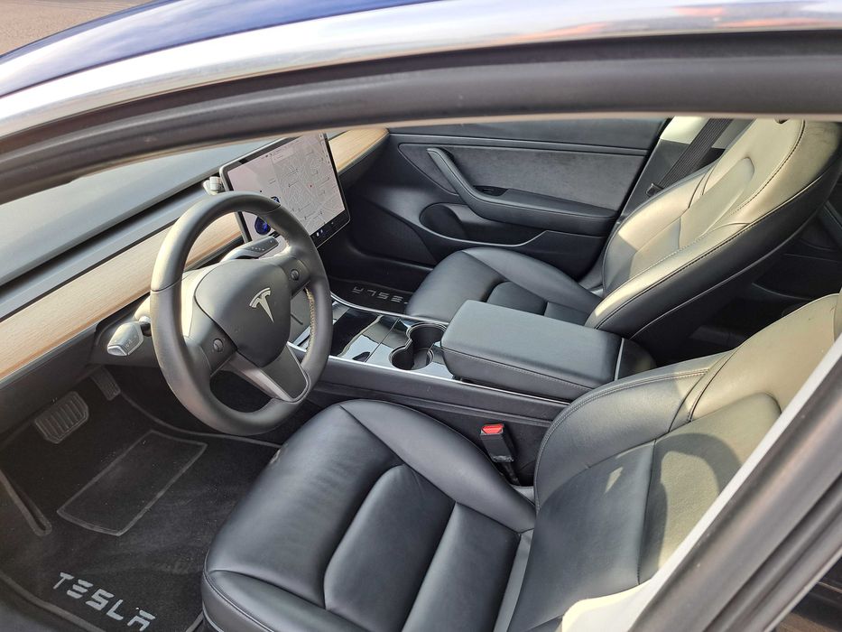 Tesla Model 3 Standart +