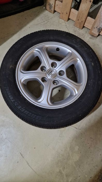Jante HONDA impecável (com pneu)
