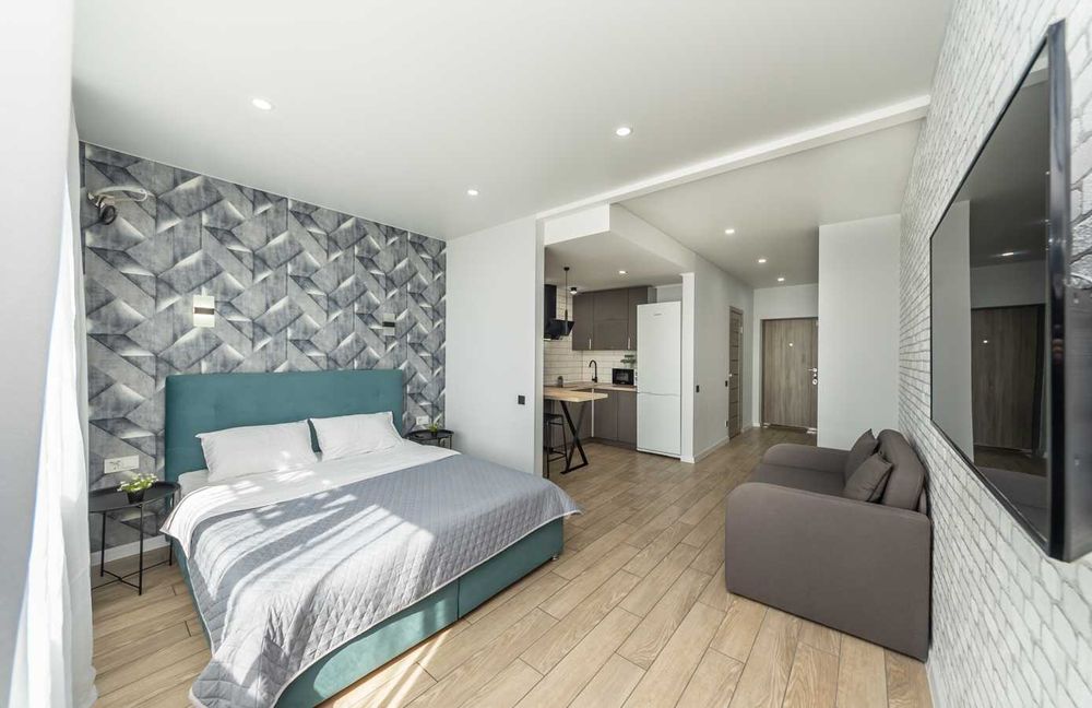 Є своє укриття! Стильна студія біля метро, Бажана, 17.