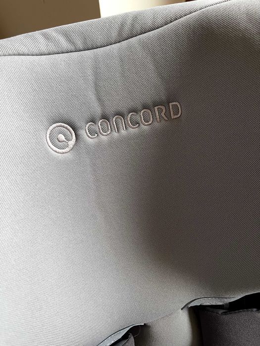 Cadeira Auto Concord Reverso Plus i-Size - Como Nova - Completa
