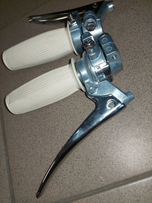 Nowe manetki gazu+biegów rączki komar sztywniak zak rys Simson sr2 zzr