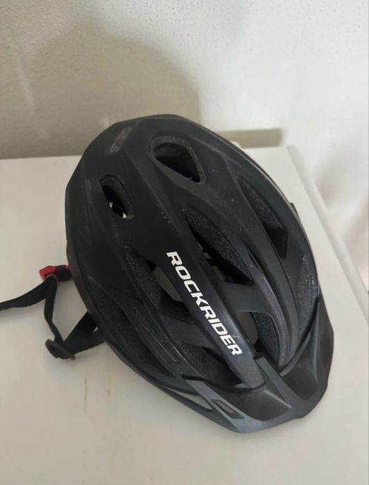Vendo equipamento para andar de bicicleta