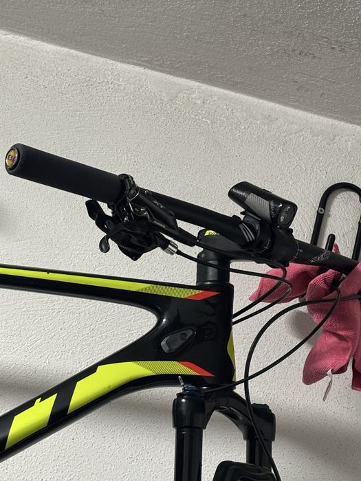 Bicicleta carbono Scott Scale