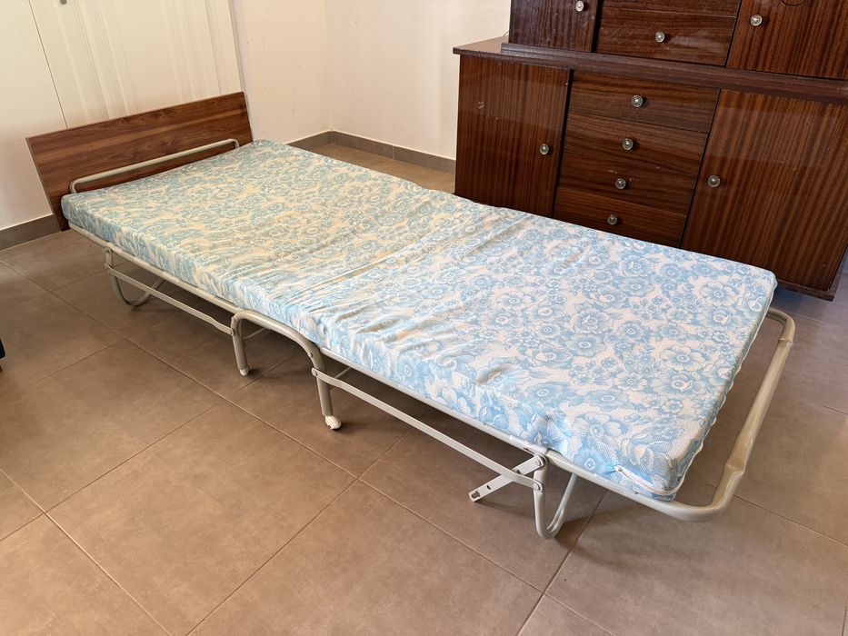 Divã cama desdobravel