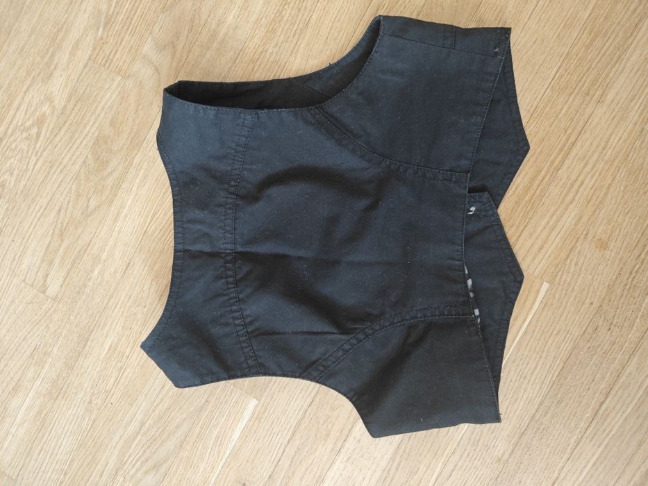 Жилет 140 см  9 10 років HM