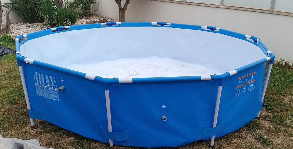 Piscina Bestway steel pro
