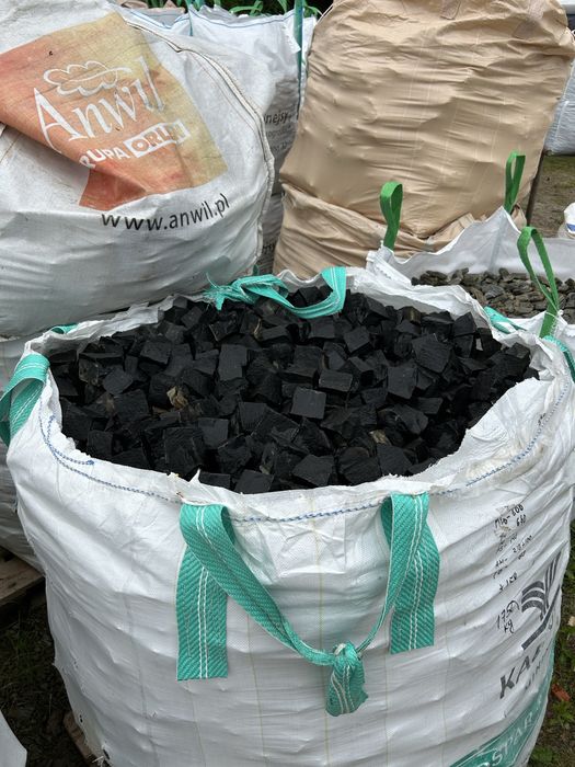 CZARNA KOSTKA BAZALTOWA 4x6, 7x9, 8x11, 10 Czarny Granit Szwed Bazalt