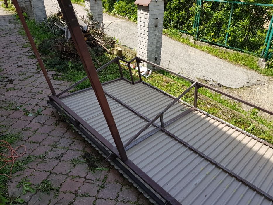 Daszek wiata garażowa