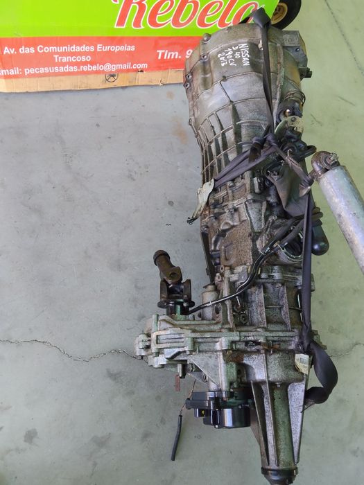 Caixa de velocidades Nissan D40