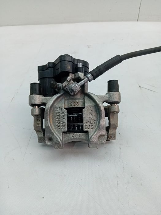 Pinça travão / maxila de travão trás direita AUDI Q2 (GA)