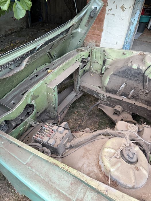 Розборка bmw e12