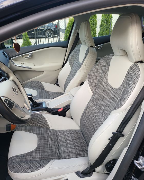 Volvo V40 Momentum