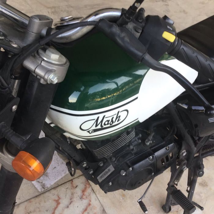 Moto mash 125 cc 1000€ este fim de semana