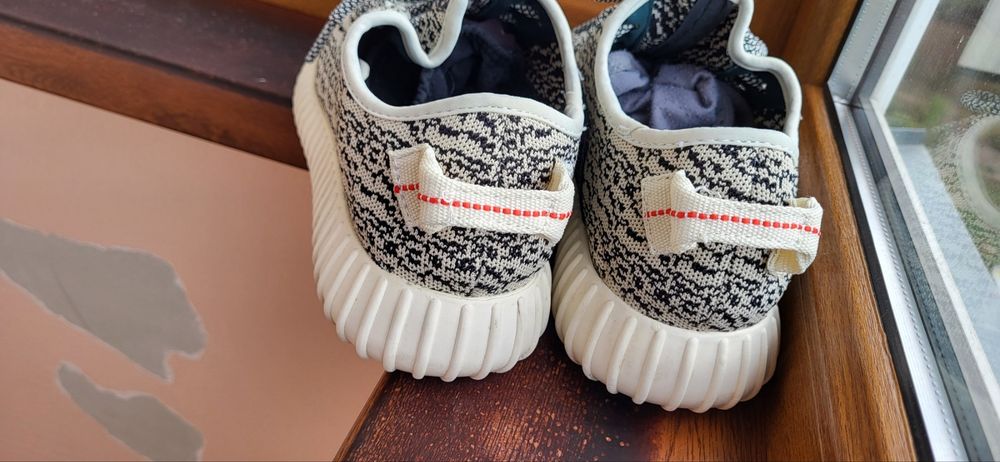 Кроссовки Adidas Yeezy Boost 350 Sneakers Beige AQ4832