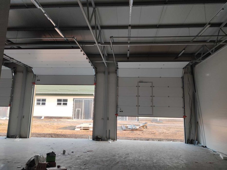 Промислові секційні гаражні ворота автоматизовані (працюємо з ПДВ)