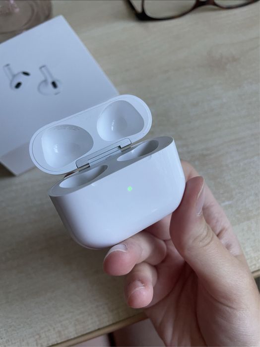 Кейс до airpods 3