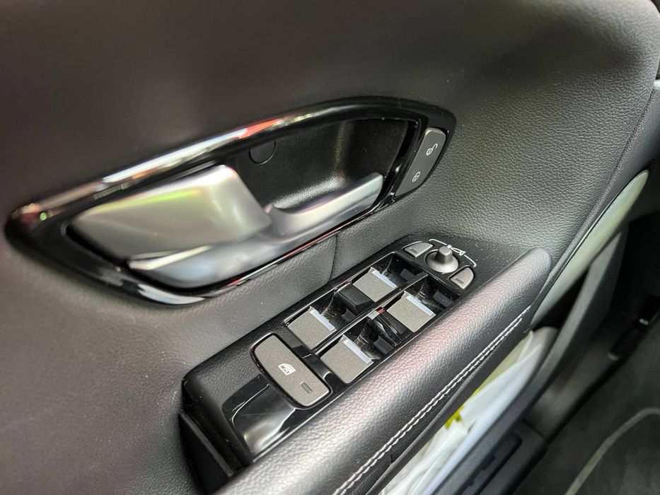 Range Rover Evogue 2.0D Car Invest Ukraine Лізинг