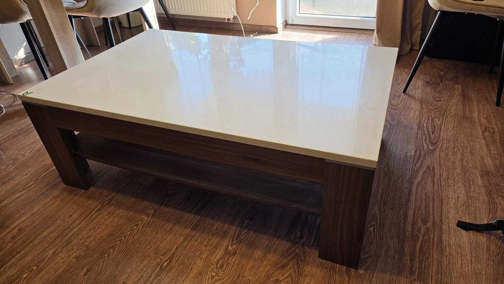 Sprzedam stolik kawowy