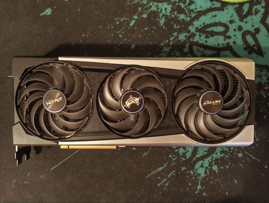 RX 6800 XT 16gb saphire nitro+