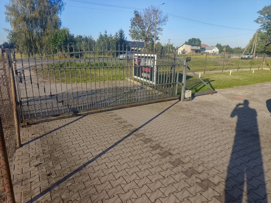 Wynajmę plac utwardzony ogrodzony