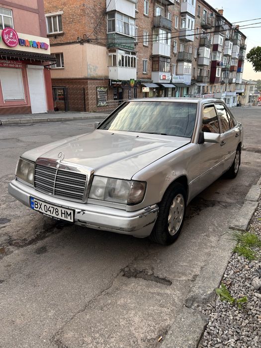Мерседес w124 Автомат Газ/Бенз