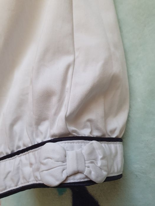 Spodenki/bermudy marki Tommy Hiilfiger (122cm)