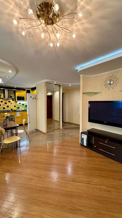 Продажа 3х.к.кв Пр.Центральный р-н Южного Буга 3/9 67000$