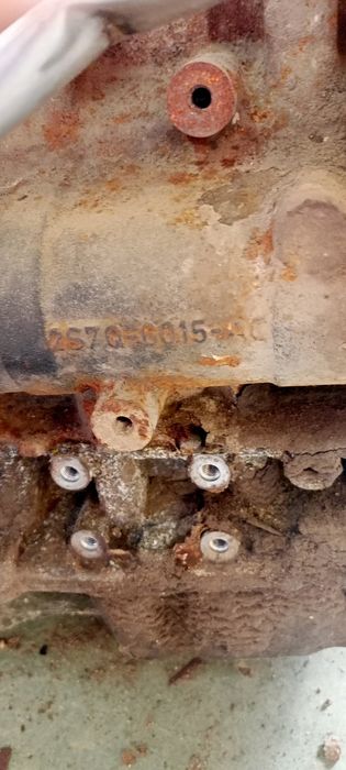 Блок мотору форд ford  2.0 дизель