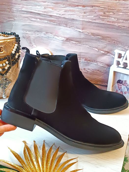 Брендові жіночі чоботи. Челсі. Р 40. Нат замша