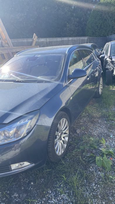 Carro opel insignia