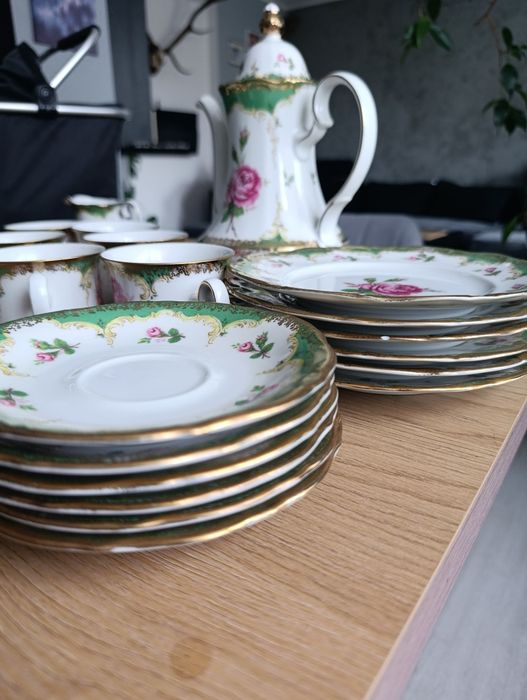 Zastawa stołowa serwis kawowy porcelana kwiaty