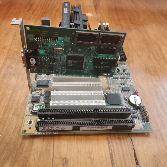 Componentes de PC Vintage432944717854167041
