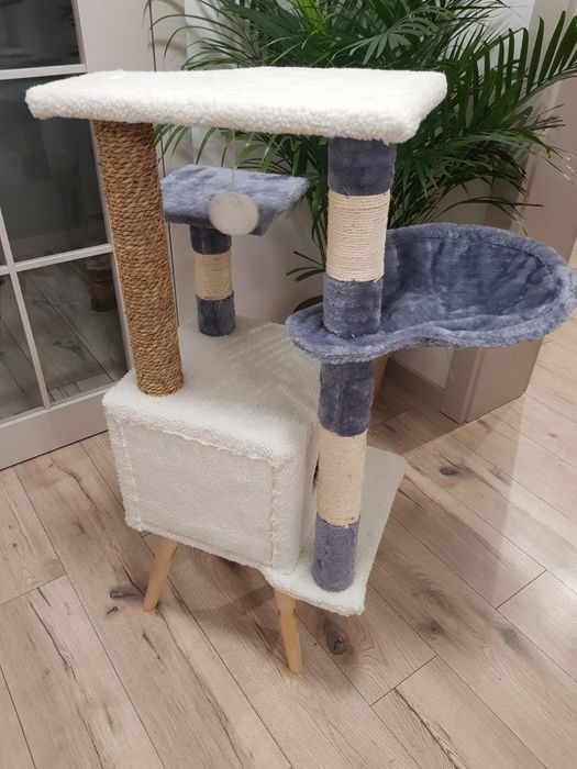 Drapak dla kota budka