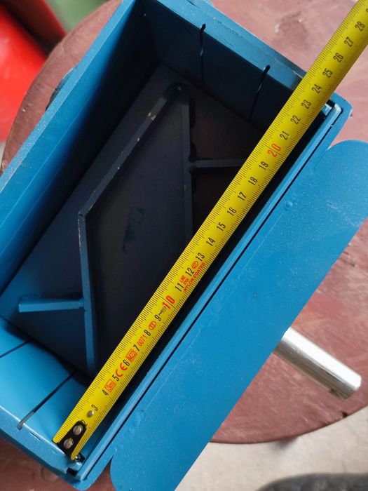 Brykieciarka pod prasę lewarek hydrauliczny Wigo 4