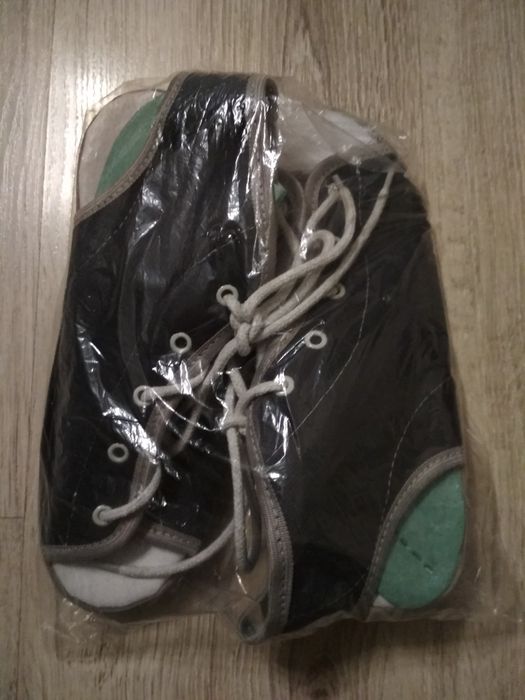 Buty/obuwie profilaktyczne wiązane rozm.  35