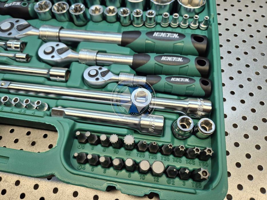 zestaw kluczy nasadowych 155-el. CrV HONITON H4351 klucze nasadowe