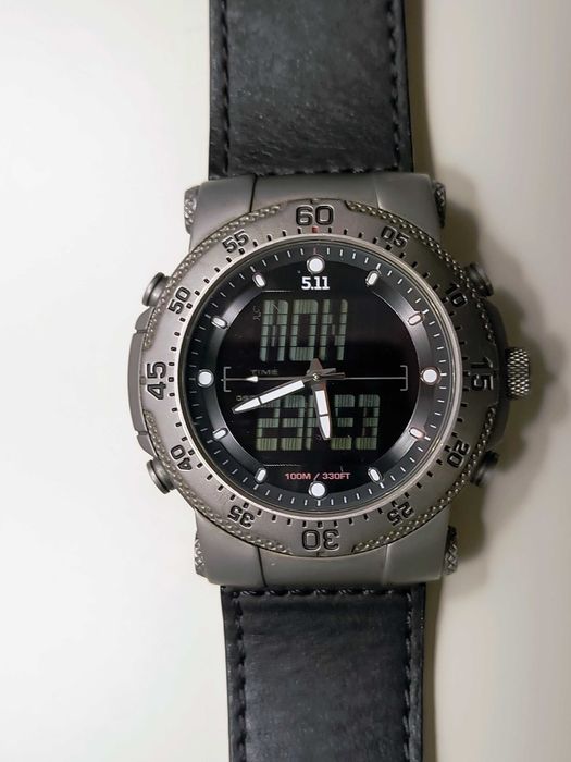 Zegarek 5.11 HRT Titanium z kalkulatorem balistycznym