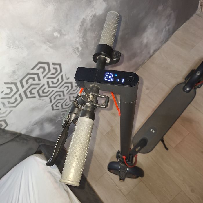 Електросамокат  Xiaomi Mi Scooter  Pro 4