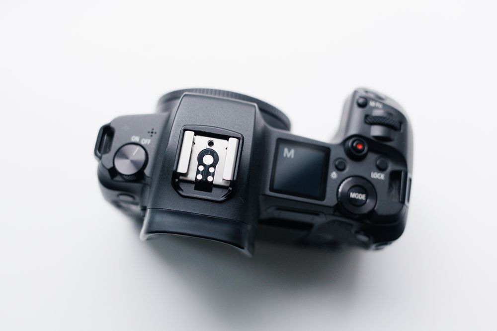 Фотоапарат Canon R