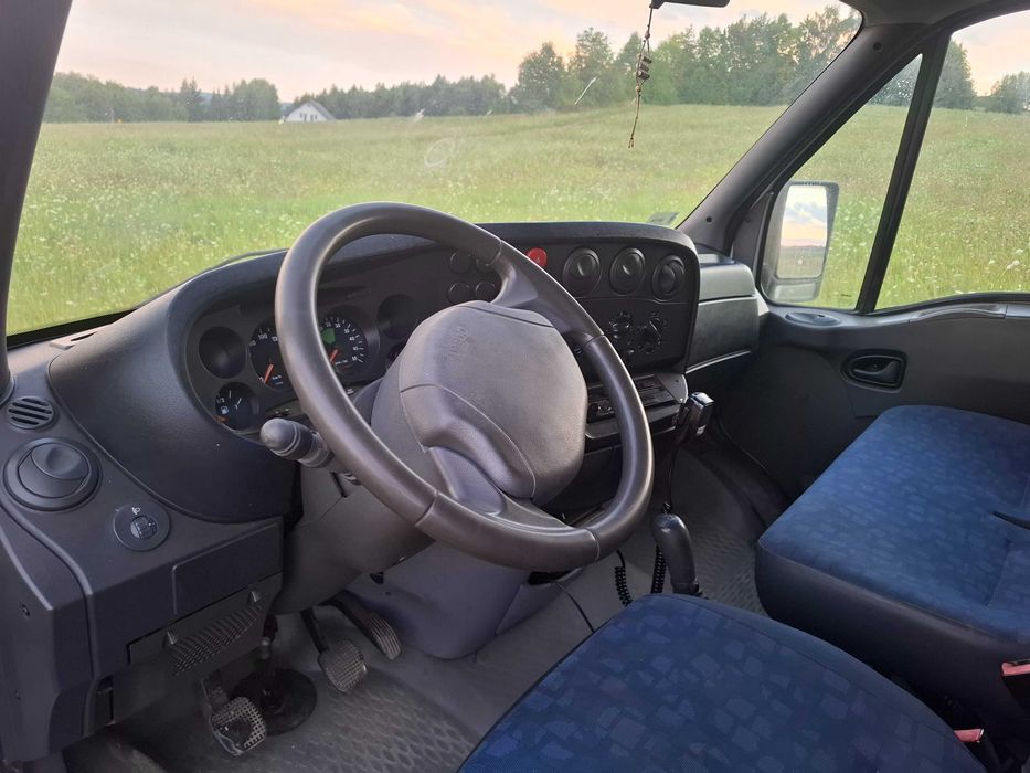 Iveco Daily (kontener,na bliźniaku, pod wywrotka)) oryginał przebieg!