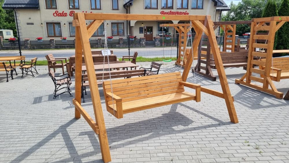 Huśtawka ławka ogrodowa