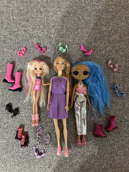 3 ляльки і 14 пар взуття. Ціна за все