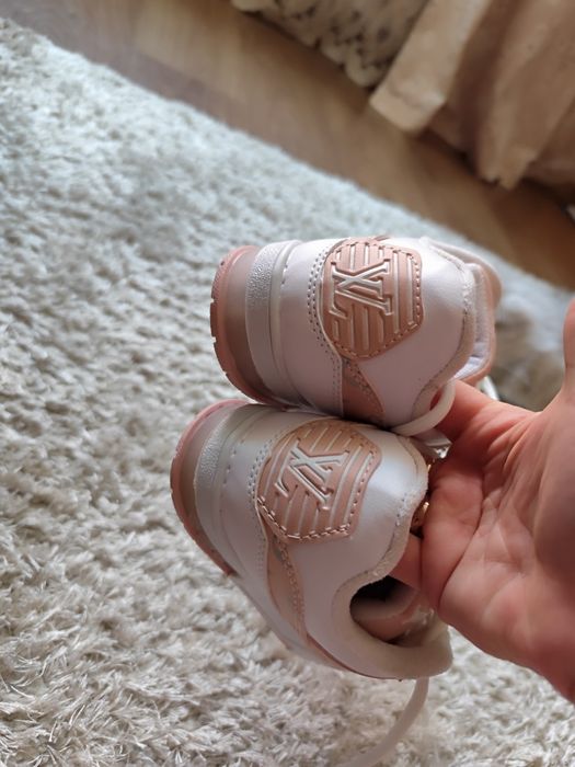 Кроссовки Louis Vuitton