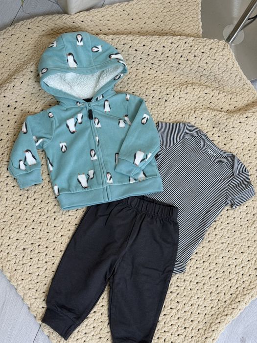 Комплект / костюм від Carter’s (9 міс), стан нового!