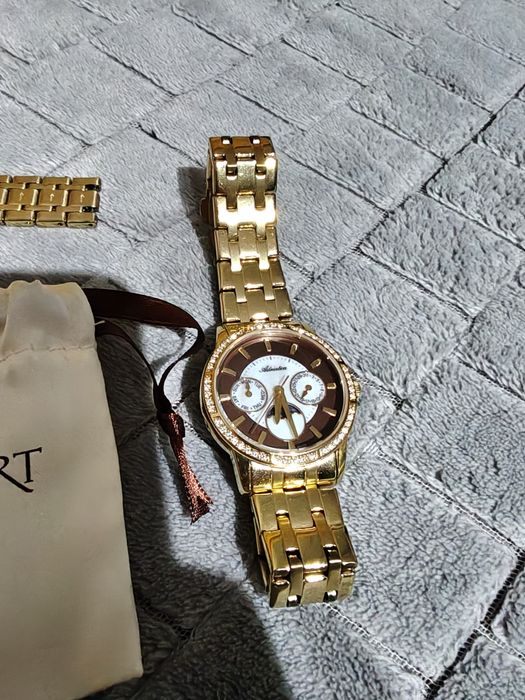 Zegarek złoty kobiecy