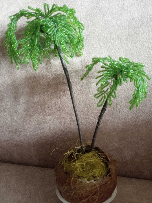 Деревья из бисера